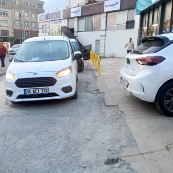 A101 Önünde Park Eden Araç Lastiğime Ve Jantıma Zarar Verdi