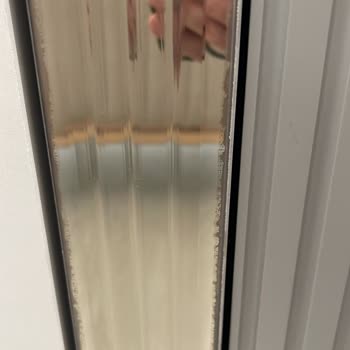 Kilim Mobilya Yemek Odası Takımında Bitmeyen Renk Atması Ve İlgisizlik