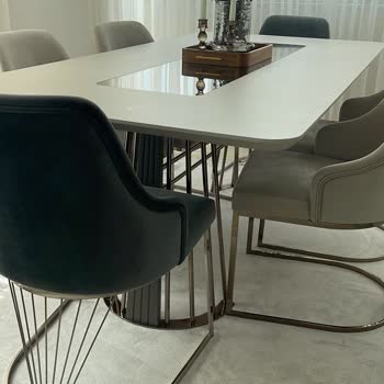 Kilim Mobilya Yemek Odası Takımında Bitmeyen Renk Atması Ve İlgisizlik