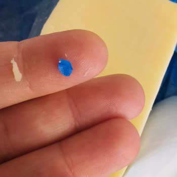 Tost Peynirinden Eldiven Parçası Çıktı, Firmaya Ulaşamıyorum