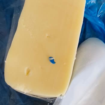 Tost Peynirinden Eldiven Parçası Çıktı, Firmaya Ulaşamıyorum