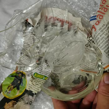 DHL İle Gönderdiğim Kırılabilir Eşyalar Tamamen Hasarlı Teslim Edildi, Müşteri Hizmetleri Yetersiz Kaldı