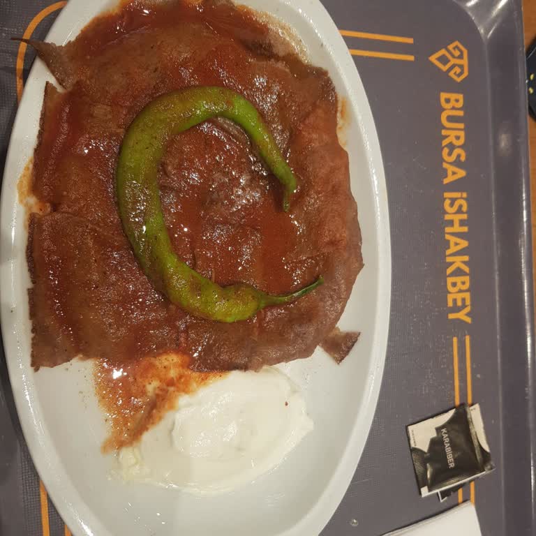 İskenderde Et Yok Denecek Kadar Azdı Yoğurt Ve Ekmek Doldurmuşlar