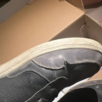 FLO - Cool Spor Ayakkabı Şikayeti