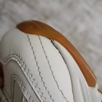 Skechers Ayakkabıda Yırtılma Ve İade Sorunu