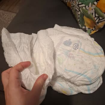 Aldığım Molfix 4 Numara Külot Bezde Yırtık Sorunu Ve Mağduriyet