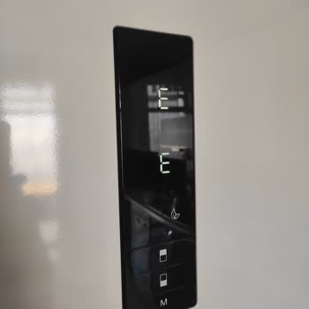 Vestel Buzdolabı De On Hatasıyla Yiyecekler Bozuldu, Çözüm Bekliyorum