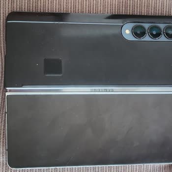 Samsung Galaxy Z Serisinde Kronik Menteşe Sorunu Ve Yüksek Onarım Ücreti