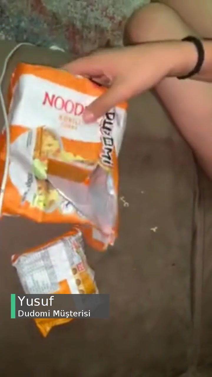 Dudomi Sıfır Paketten Yırtık Çıktı Noodle! videonun kapak resmi