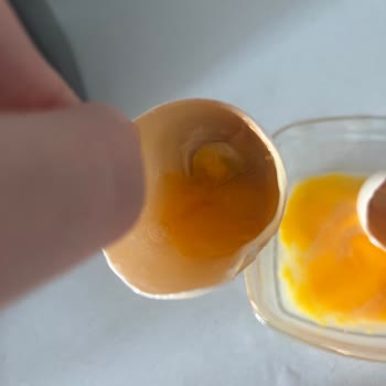 Beş Gündür Çözülmeyen Bozuk Yumurta Talebiyle Mağduriyet