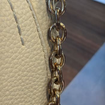 Derimod'dan Aldığım Çanta Ve Sandalette Kısa Sürede Ciddi Kalite Sorunları Ve İade Talebim Reddedildi