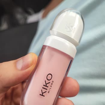 Aldığım Dudak Parlatıcısı İkinci Kez Akıntı Yaptı