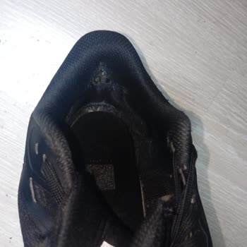 Kısa Sürede Yıpranan Ayakkabı Ve Olumsuz Müşteri Hizmeti