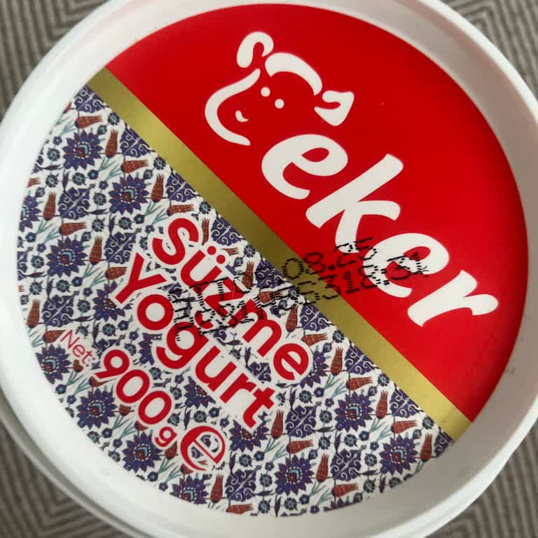 Eker Süzme Yoğurtta Pütürlü Yapı Ve Tuhaf Tat Sorunu Yaşadım