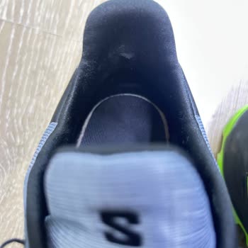 Salomon Ayakkabıda Topuk Astarı Sorunu Ve Servis Reddi