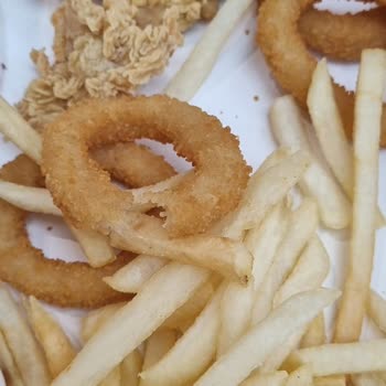 Reklamda Gösterilen Menü İle Gelen Ürün Farklıydı, Ücret İadesi Talep Ediyorum