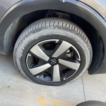 Bozuk Yol Nedeniyle Araç Tekerleğim Patladı