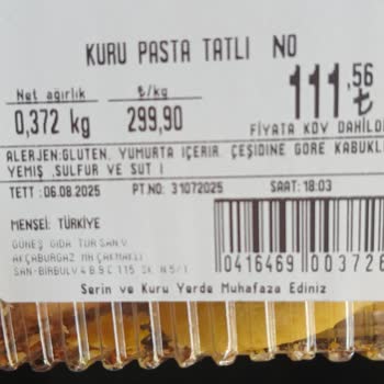 Migros Aldığım Kuru Pastalarda Kurt Çıktı, Geri Dönüş Yapılmadı