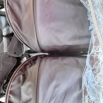 Ebebek'ten Alınan İkiz Bebek Arabası Kendi Kendine Soldu