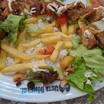 Usta Dönerci'den Eksik Ve Kalitesiz Sipariş Hayal Kırıklığı Yarattı