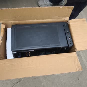 Yurtiçi Kargo Kırık Bilgisayarın Teslim Edilmiş Gösterilmesi