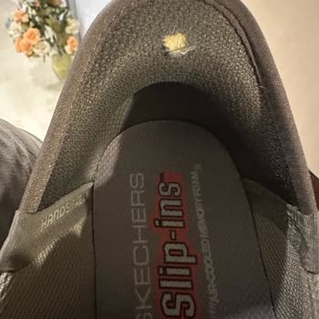 Skechers Ayakkabının 3 Ayda Yırtılması Ve Müşteri Hizmetlerinin İlgisizliği