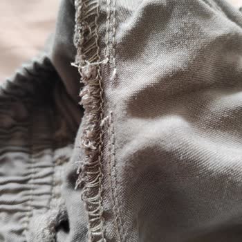 Journey Pantolonun Dikiş Kalitesi Ve Mağaza İlgisizliği