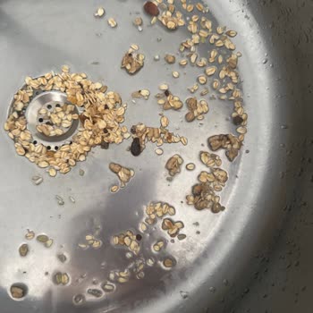 Eti Gıda Ürünlerinde Hijyen Sorunu Ve Yabancı Madde Şoku
