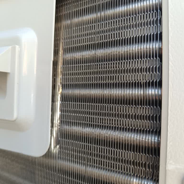 Vestel Flora Klima: Yamuk Ve Hasarlı Ürün, Teşhir Malı Şüphesiyle Mağduriyet