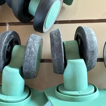 Altı Günlük Valizin Tekerlekleri Tatilde Parçalandı Mağduriyetim Giderilmiyor