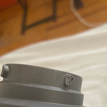 Dyson Saç Şekillendirici Başlığı Eriyor, Müşteri Hizmetleri Yetersiz Kaldı