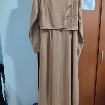 Aldığım Elbise Görselden Tamamen Farklı Ve İade Kabul Edilmiyor