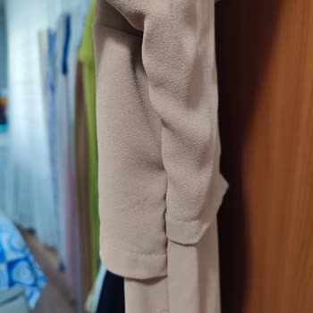 Aldığım Elbise Görselden Tamamen Farklı Ve İade Kabul Edilmiyor