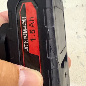 Çatlak Batarya İçin Çözüm Yerine İade Önerisi Mağduriyetimi Artırdı