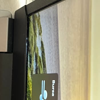 Casper Nirvana X500'de Garanti Sonrası Kendiliğinden Oluşan Menteşe Ve Ekran Çıtası Çatlağına Ücretsiz Tamir Talebi