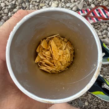 Aldığım Cips Paketi Tamamen Kırık Ve Tüketilemez Halde Çıktı