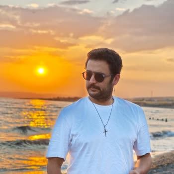 Xiaomi 15 Ultra'nın Yapay Zeka Fotoğraf Düzenlemeleri Hayal Kırıklığı Yarattı