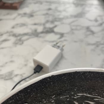 Yeni Alınan Granit Tencerenin Kısa Sürede Soyulması Hayal Kırıklığı Yarattı