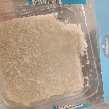 Taze Olması Gereken Üründen Kötü Koku Ve Tat Şoku