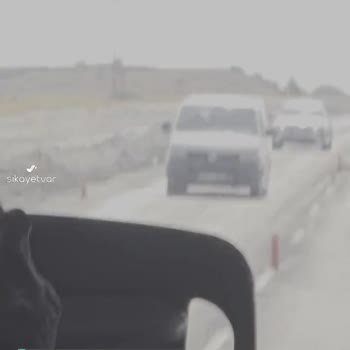Kapadokya Vip Turizm Şoförün Hayatları Hiçe Sayarak Telefonla Oynaması