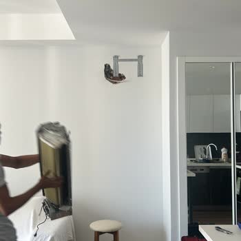 Baymak Klima Montajında İzinsiz Duvar Kırılması Ve Kötü İşçilik Mağduriyeti