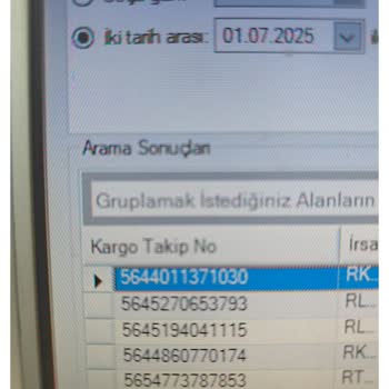 Reklamda Gösterilen Kaliteyle Alakasız Pantolonlar Ve İletişimsizlik
