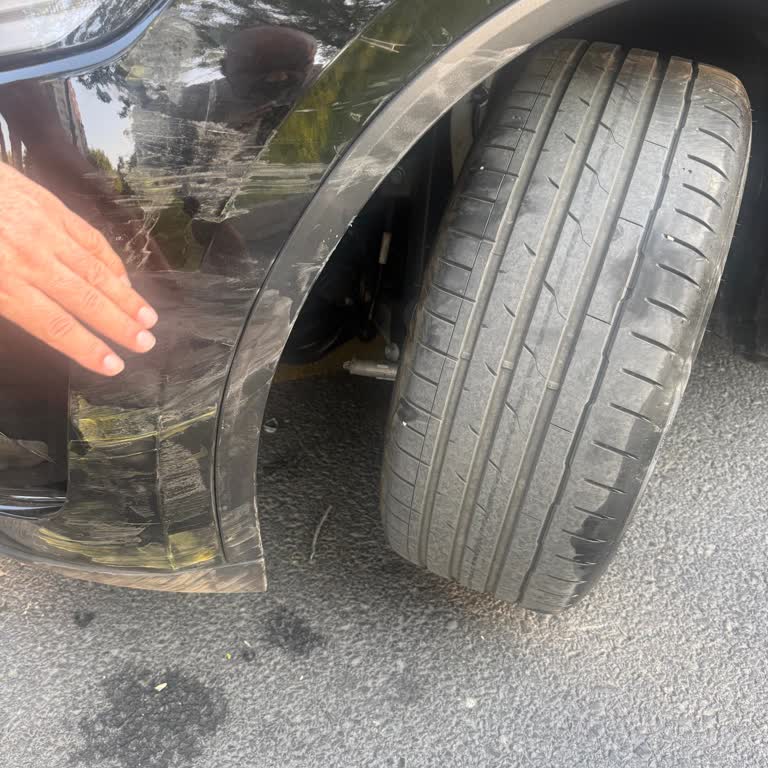 Tesla İçin Parça Bekleme Süresi Ve Yetersiz İkame Araç Mağduriyeti