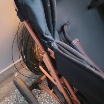 Bebek Arabası Kısa Sürede Parçalandı, Müşteri Hizmetleri Yetersiz Kaldı