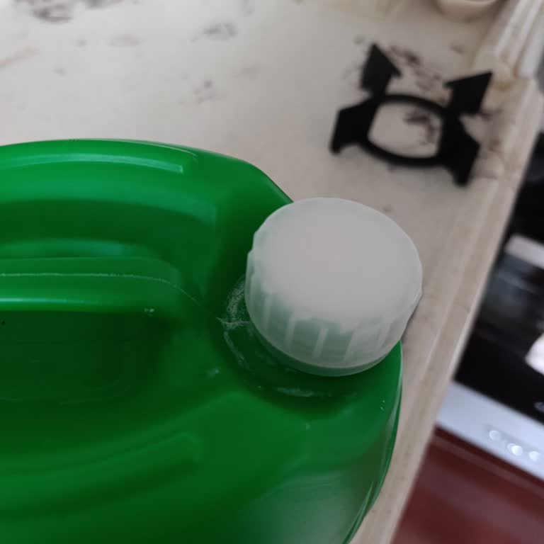 Hasarlı Domestos Ürünü İçin BİM Ve Yetkililerden Çözüm Bekliyorum