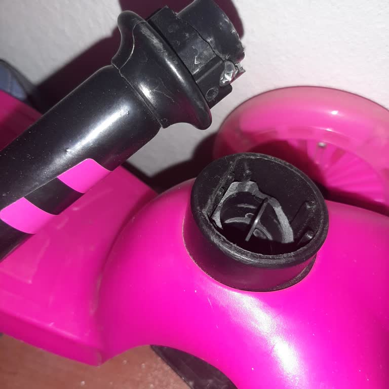 Scooterın Gidonu İki Kez Kırıldı Firmaya Ulaşamıyorum