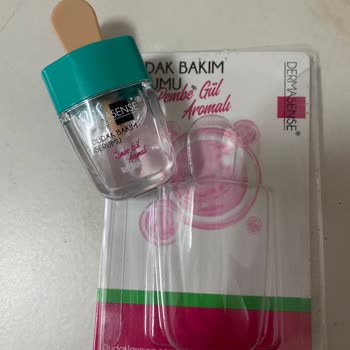 Hedef Tüketim Ürünleri Dermasense Dudağımda Yanma Hissiyatı Oluşturdu!