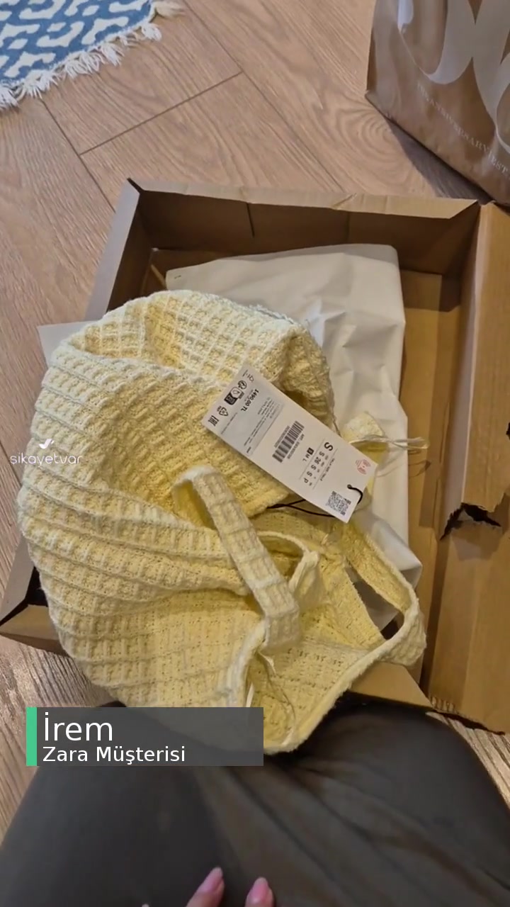 Zara Online Siparişte Yırtık Elbise videonun kapak resmi