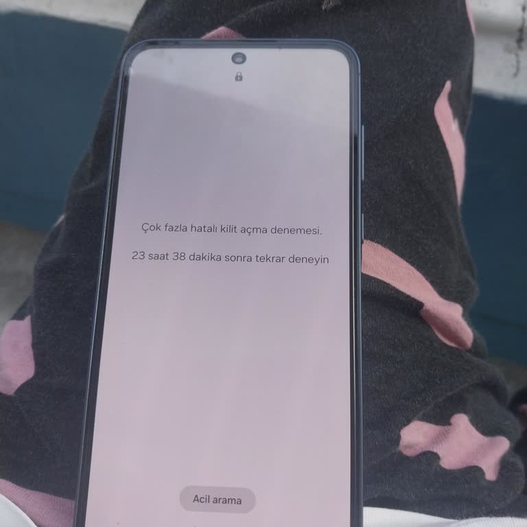 Samsung Galaxy A55 Sürekli Kapanıyor, Müşteri Hizmetlerinden Yanıt Yok