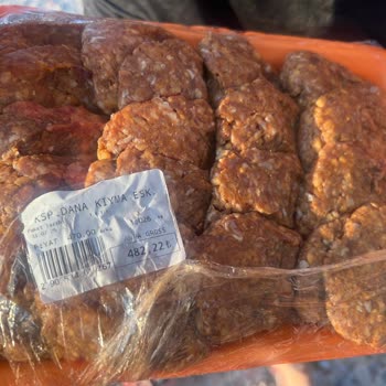 Kasap Reyonundan Alınan Köfte Bozuk Çıktı Mağduriyet Yaşadık